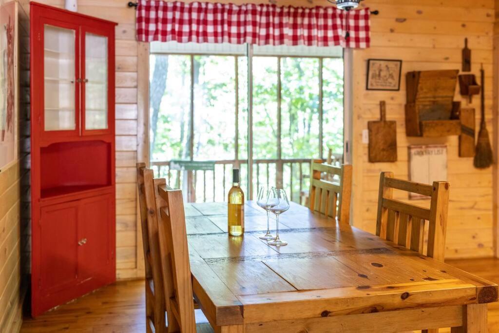 Pet Friendly Luxury Cabin Near Helen With Fire Pit Cleveland Eksteriør bilde