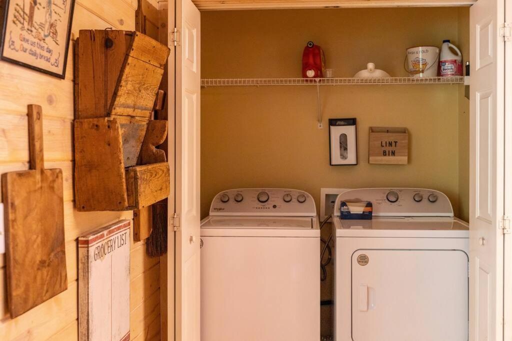 Pet Friendly Luxury Cabin Near Helen With Fire Pit Cleveland Eksteriør bilde